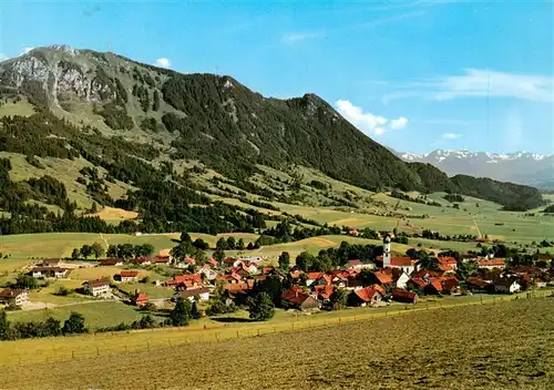 AK / Ansichtskarte  Rettenberg_Oberallgaeu mit Gruenten und Allgaeuer Hochgebirge