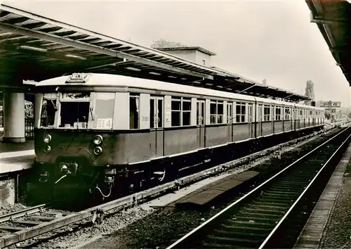 AK / Ansichtskarte  Eisenbahn_Railway_Chemin_de_Fer Berliner S-Bahn Serie 15 