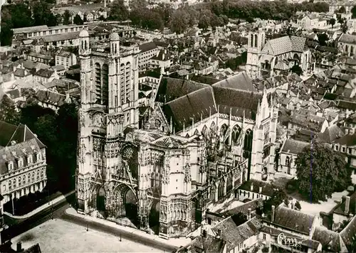 AK / Ansichtskarte  Troyes_10 Vue aerienne de la Cathedrale St Pierre