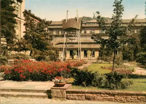 AK / Ansichtskarte 73908066 Meissen_Elbe_Sachsen VEB Staatl Porzellan Manufaktur Werkhof mit Glockenturm