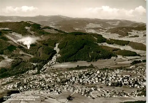 AK / Ansichtskarte  Neustadt__Schwarzwald_Titisee-Neustadt Fliegeraufnahme mit Hochfirst und Feldberg