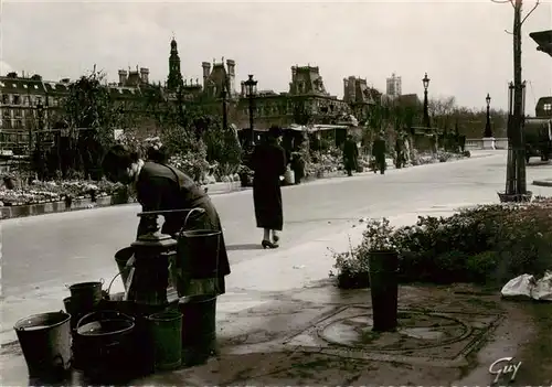 AK / Ansichtskarte  Paris_75 Le Marche aux Fleurs au fond lHotel de Ville