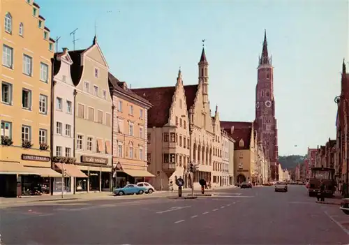 AK / Ansichtskarte 73909545 Landshut__Isar Altstadt mit Rathaus und Martinskirche