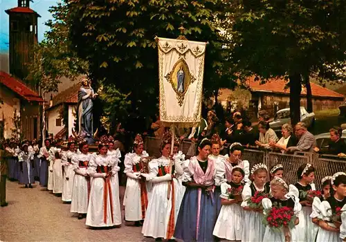 AK / Ansichtskarte  Kastelruth_Suedtirol Trachten Prozession