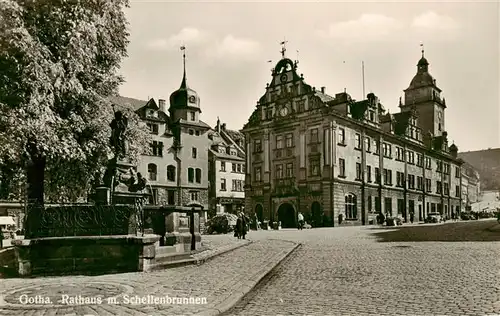 AK / Ansichtskarte  Gotha__Thueringen Rathaus mit Schellenbrunnen