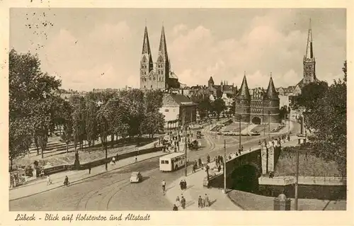 AK / Ansichtskarte 73910154 Luebeck Blick auf Holstentor und Altstadt