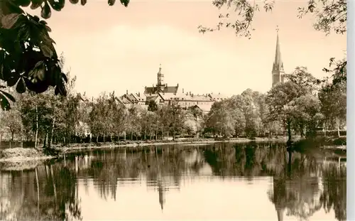 AK / Ansichtskarte  Geringswalde Stadtbild mit Blick ueber den Grossteich