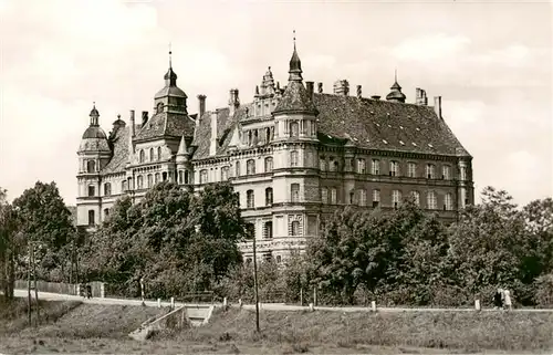 AK / Ansichtskarte  Guestrow_Mecklenburg_Vorpommern Schloss