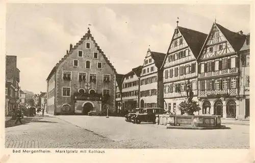 AK / Ansichtskarte  Bad_Mergentheim Marktplatz mit Rathaus Brunnen Altstadt Fachwerkhaeuser