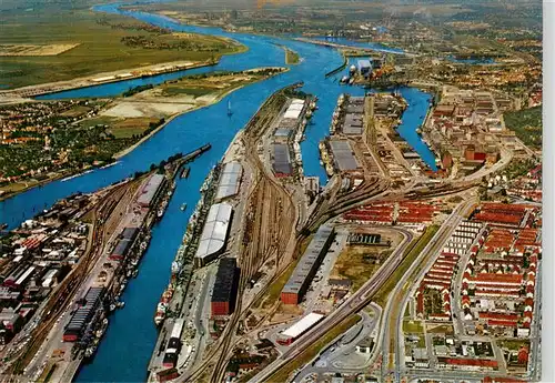 AK / Ansichtskarte  Bremen Hafen Fliegeraufnahme