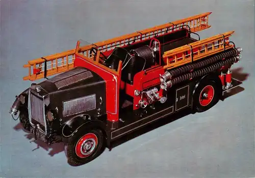 AK / Ansichtskarte 73912011 Feuerwehr_Fire-Brigade_Pompiers_Bomberos Motor Fire Engine 1936 