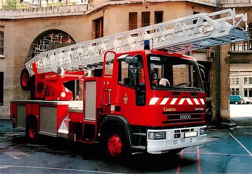 AK / Ansichtskarte  Feuerwehr_Fire-Brigade_Pompiers_Bomberos Sapurs-Pompiers Paris E.P-S.A. Echelle Pivontanite Semi Camiva Iveco Eurocargo 120E18