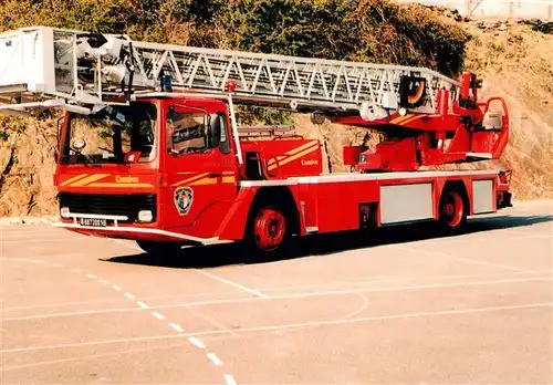 AK / Ansichtskarte  Feuerwehr_Fire-Brigade_Pompiers_Bomberos Sapurs-Pompiers de Brest Finistere Camiva