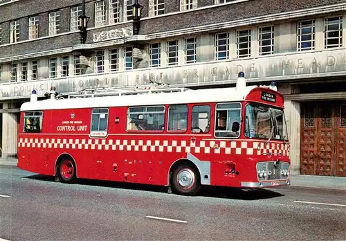 AK / Ansichtskarte  Feuerwehr_Fire-Brigade_Pompiers_Bomberos Headquarters Control Unit London Fire 