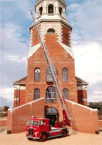 AK / Ansichtskarte  Feuerwehr_Fire-Brigade_Pompiers_Bomberos Leyland Beaver Turntable Ladder Pump