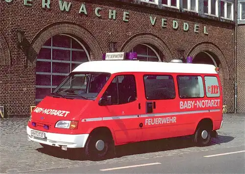 AK / Ansichtskarte  Feuerwehr_Fire-Brigade_Pompiers_Bomberos Hamburger Feuerwehr Baby Notarztwagen Ford FT 150 L