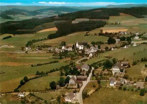 AK / Ansichtskarte  Berghausen_Schmallenberg Fliegeraufnahme