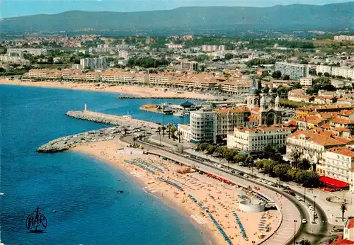 AK / Ansichtskarte  Saint-Raphael__83_Var La Plage auf fond Frejus et sa Plage