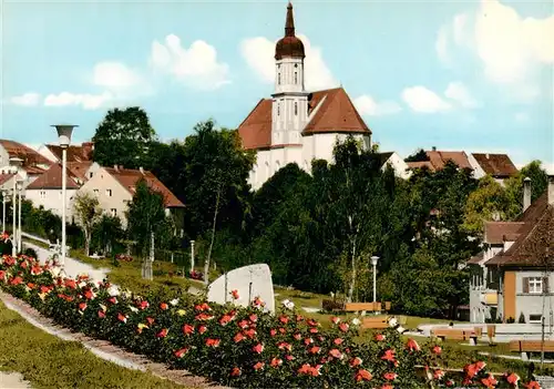 AK / Ansichtskarte 73913291 Viechtach_Bayerischer_Wald Sommerfrische Ortsansicht mit Kirche