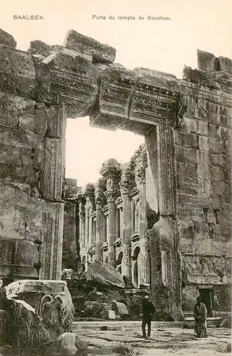 AK / Ansichtskarte 73913342 Baalbek_Baalbeck_Lebanon Porte du temple de Bacchus