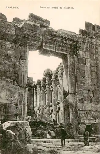 AK / Ansichtskarte  Baalbek_Baalbeck_Lebanon Porte du temple de Bacchus