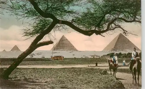 AK / Ansichtskarte 73913528 Gizeh_Giza_Egypt Pyramiden