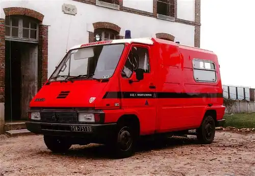 AK / Ansichtskarte  Feuerwehr_Fire-Brigade_Pompiers_Bomberos VSAB Renault Master T30-90 ch