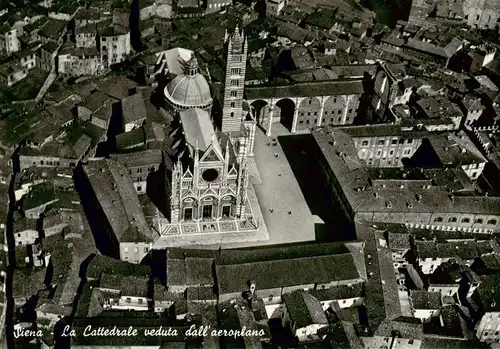 AK / Ansichtskarte  Siena_Toscana_IT La Cattedrale veduta dall aeroplano