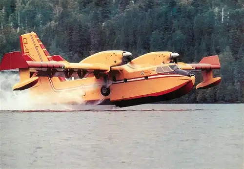 AK / Ansichtskarte  Feuerwehr_Fire-Brigade_Pompiers_Bomberos Canadair CL 415 