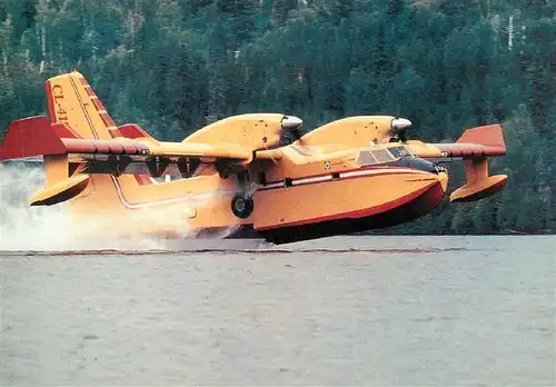 AK / Ansichtskarte 73915556 Feuerwehr_Fire-Brigade_Pompiers_Bomberos Canadair CL 415