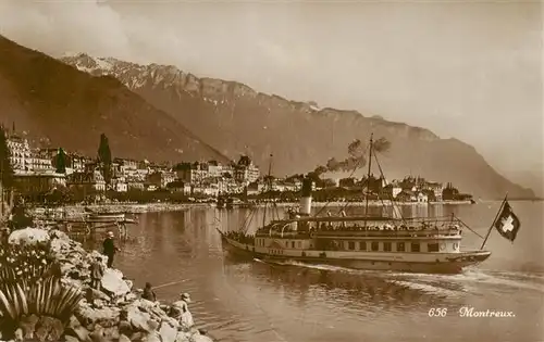 AK / Ansichtskarte  Montreux__VD Panorama mit Dampfer