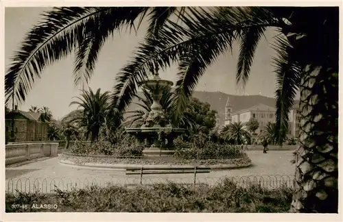 AK / Ansichtskarte  Alassio_Liguria_IT Panorama Brunnen Palmen