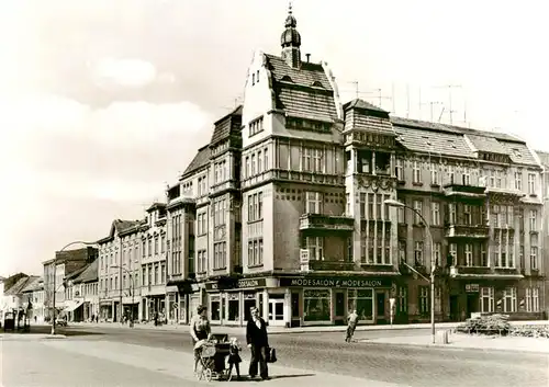 AK / Ansichtskarte  Neuruppin_Neu-Ruppin OdF Platz Ecke Karl Marx Strasse