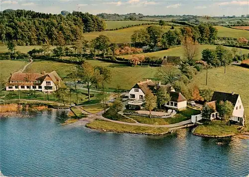 AK / Ansichtskarte  Alt_Duvenstedt Toepferhaus am Bistensee Hotel Gaststaette und Toepferei Fliegeraufnahme