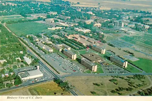 AK / Ansichtskarte  Davis_California_USA Aerial View of UC Davis