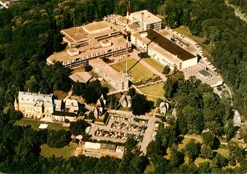 AK / Ansichtskarte  Saarbruecken Saarlaendischer Rundfunk Funk und Fernsehstudios mit Schloss Halberg Fliegeraufnahme