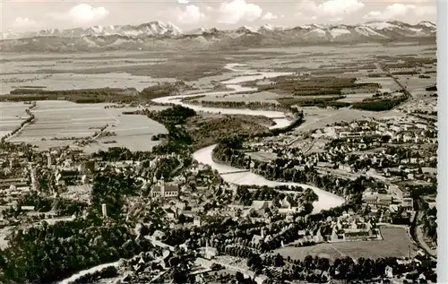 AK / Ansichtskarte  Landsberg_Lech_Bayern Fliegeraufnahme mit Wetterstein Zugspitze und Tiroler Berge