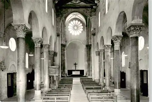 AK / Ansichtskarte  Troja_Troia_Trojaci Basilica Cattedrale Interno