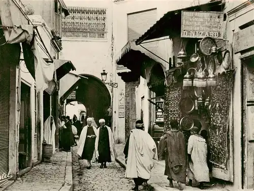 AK / Ansichtskarte  Tunis_Tunesie Une vue de la Rue de l'Eglise