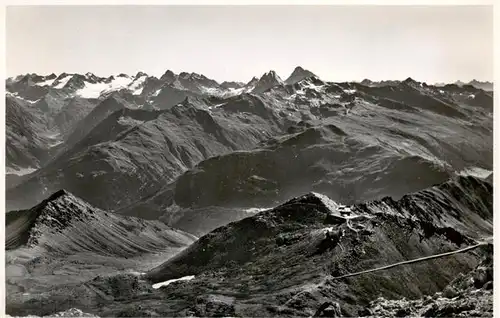 AK / Ansichtskarte  Piz_Linard_3414m_Filisur_GR Blick vom Weissfluhgipfel auf Pischahorn mit Weissfluhjoch 