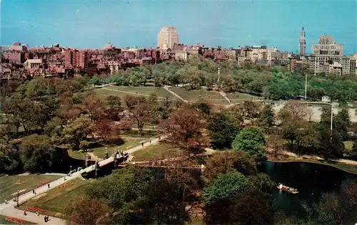 AK / Ansichtskarte  Boston__Massachusetts_USA The Public Garden and the Common Fliegeraufnahme