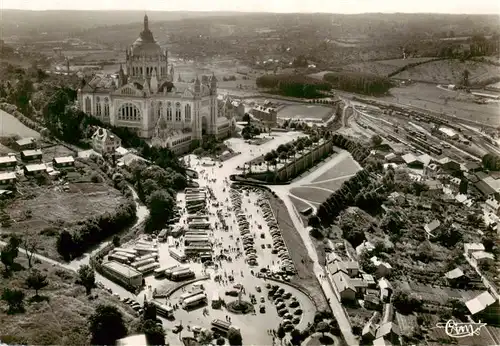 AK / Ansichtskarte  Lisieux_14_Calvados La Basilique et lEsplanade Vue aerienne