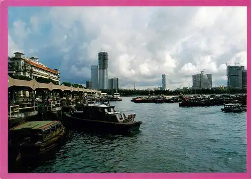 AK / Ansichtskarte 73918757 Singapore Tongkangs ferries and pleasure boats