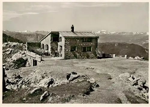 AK / Ansichtskarte  Arosa_GR Weisshorngipfelhuette mit Glarner Alpen