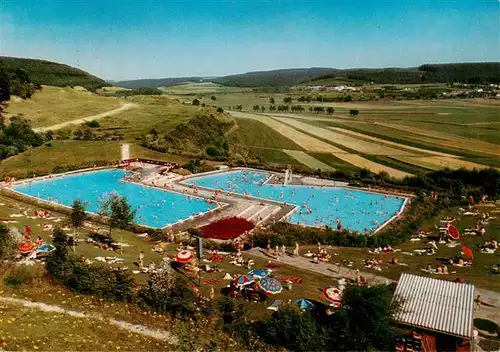 AK / Ansichtskarte 73922125 Blumberg__Baden Schwimmbad