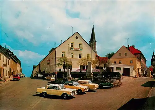 AK / Ansichtskarte  Ploessberg_Oberpfalz Marktplatz