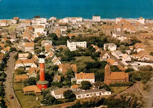 AK / Ansichtskarte 73922317 Wangerooge_Wangeroog_Nordseebad Fliegeraufnahme mit Leuchtturm