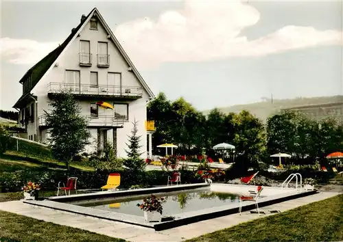 AK / Ansichtskarte  Neustadt__Schwarzwald_Titisee-Neustadt Pension Bergesruh Schwimmbad