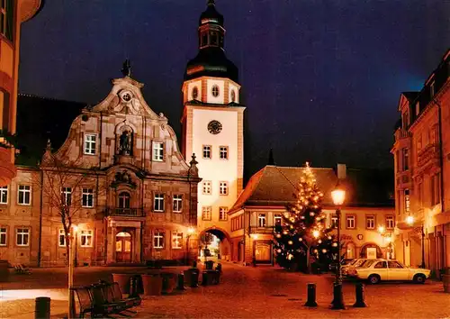 AK / Ansichtskarte 73923212 Ettlingen Blick auf das Rathaus zur Weihnachtszeit unter Beleuchtung Nachtaufnahme