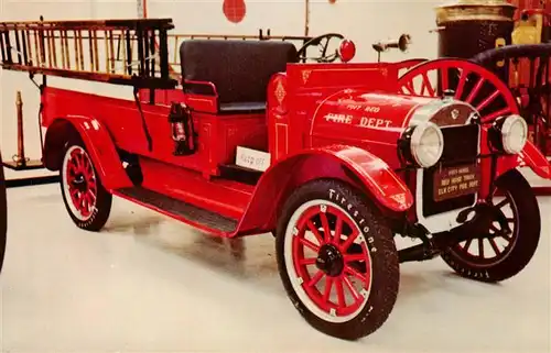 AK / Ansichtskarte  Feuerwehr_Fire-Brigade_Pompiers_Bomberos Oklahoma Firefighters Museum Reo 